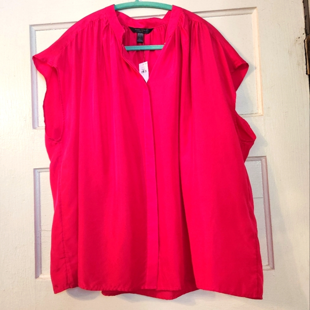 Banana Republic Blouse, Hot Pink 100% Silk Buttons Oversized Sleeveless Sz L NWT